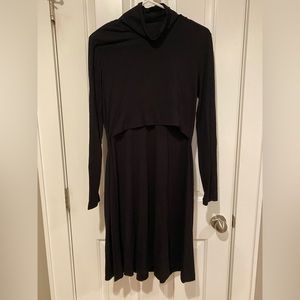 Seraphine Maternity/Nursing Dress Size 4